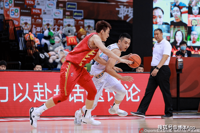 法兰克福队连胜势头不减，全队士气如虹的简单介绍