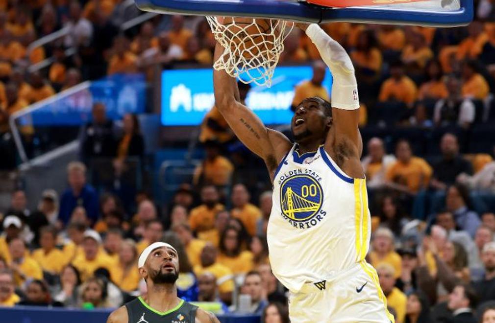 包含篮球世界杯绝杀时刻，惊心动魄的词条