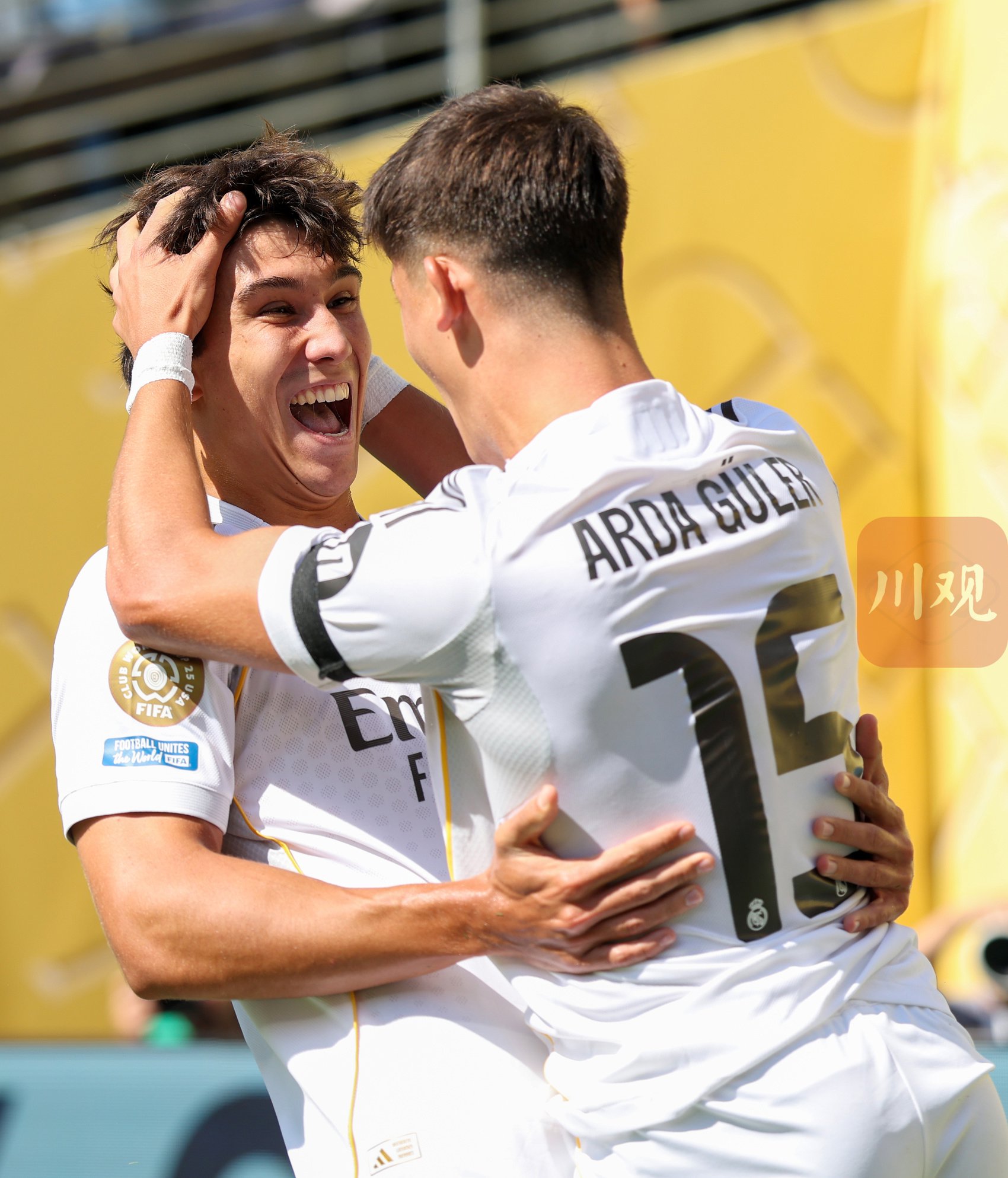 九游娱乐官方网站-包含足球比赛燃情上演：豪门交锋胜负难料的词条