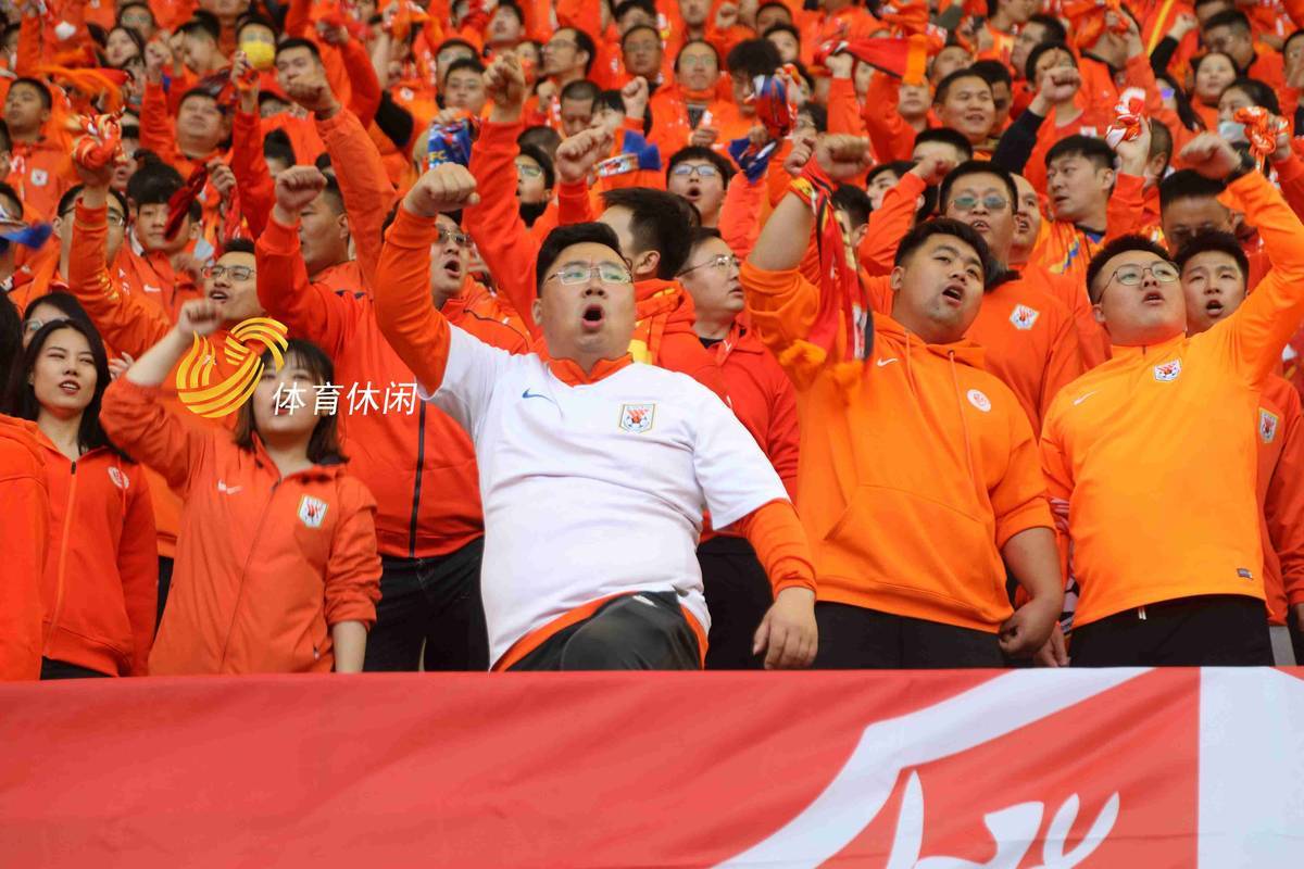 亚洲球队在国际赛场上展现出强大实力 亚洲球队在国际赛场上展现出强大实力